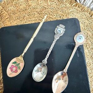 Vintage Disneyland Souvenir Spoons Pair Lena Liu's Hummingbird Garden Collector